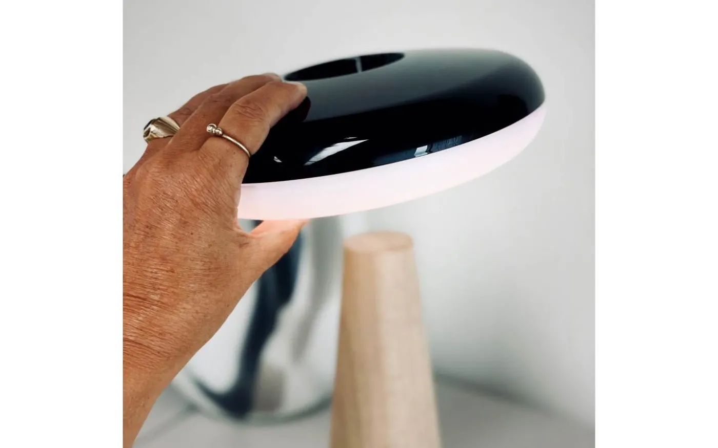 2 Ways Bordslampa 25cm LED 3000K 3W Svart/Trä