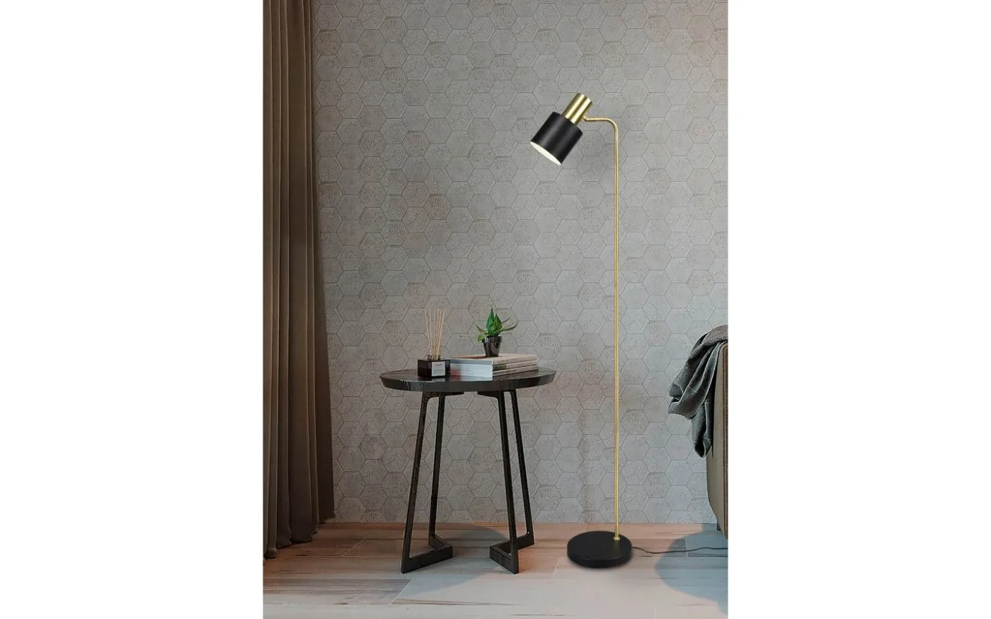 Adam Golvlampa E27 mattsvart/mattmässing