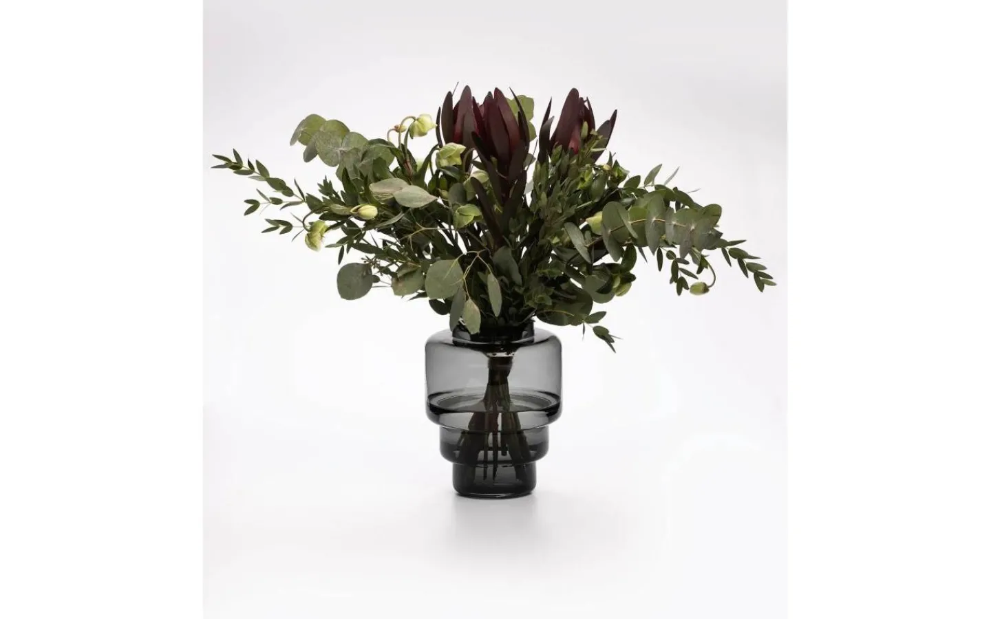 Vaser & Blomkrukor<Markslojd Akka Glasvas Grå 19,5 cm