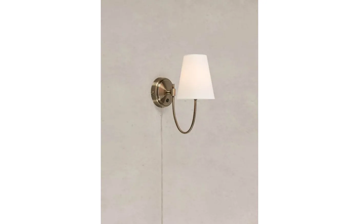 Amar Vägglampa Antik Mässing/Beige