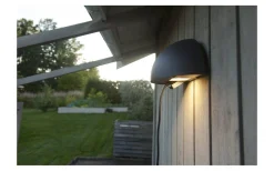 Upp Eller Nedljus Lampor|Vägglampor Utomhus<Hidealite Arc Vägglampa med uttag LED 3000K 7W Antracit IP54