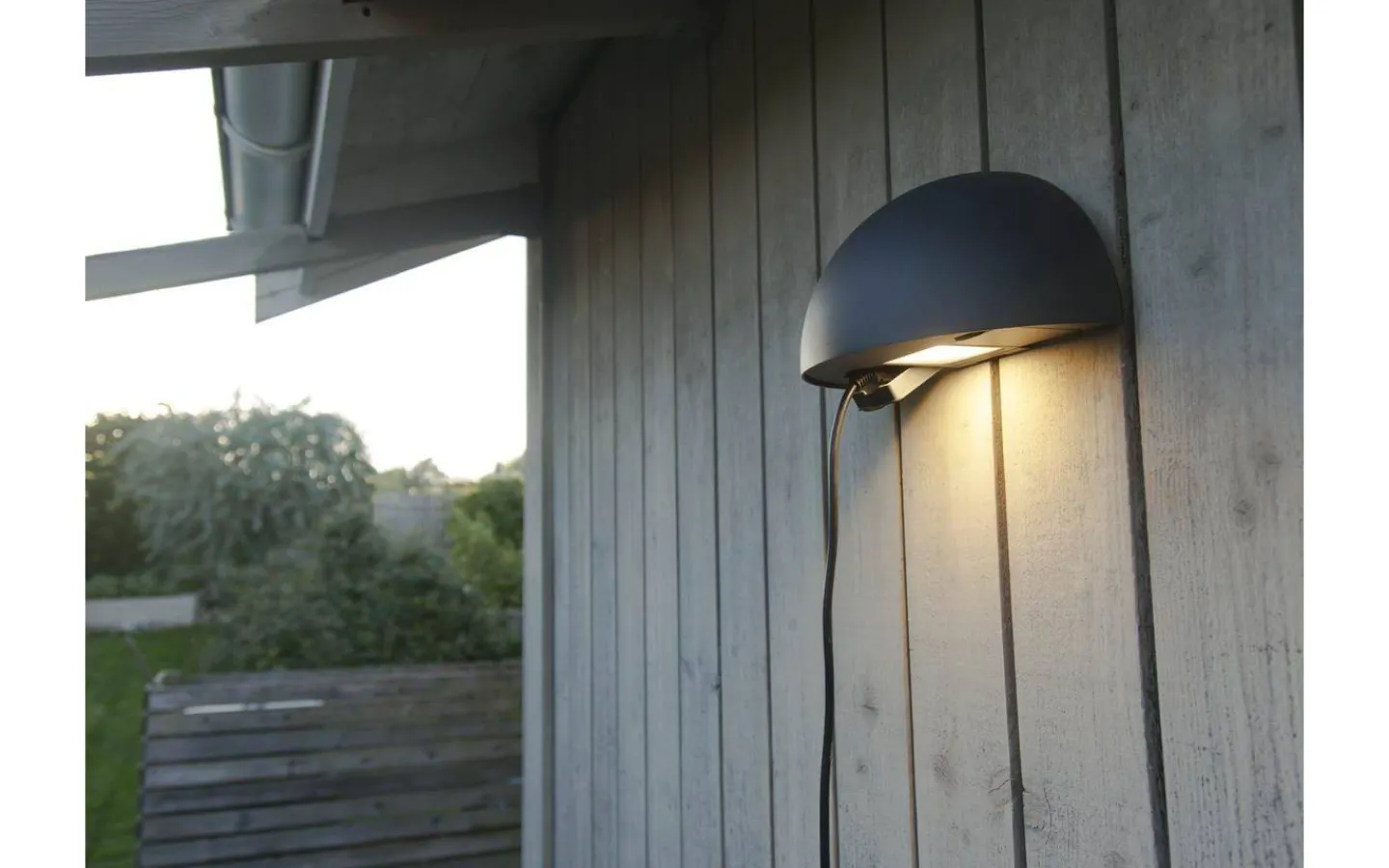 Upp Eller Nedljus Lampor|Vägglampor Utomhus<Hidealite Arc Vägglampa med uttag LED 3000K 7W Antracit IP54