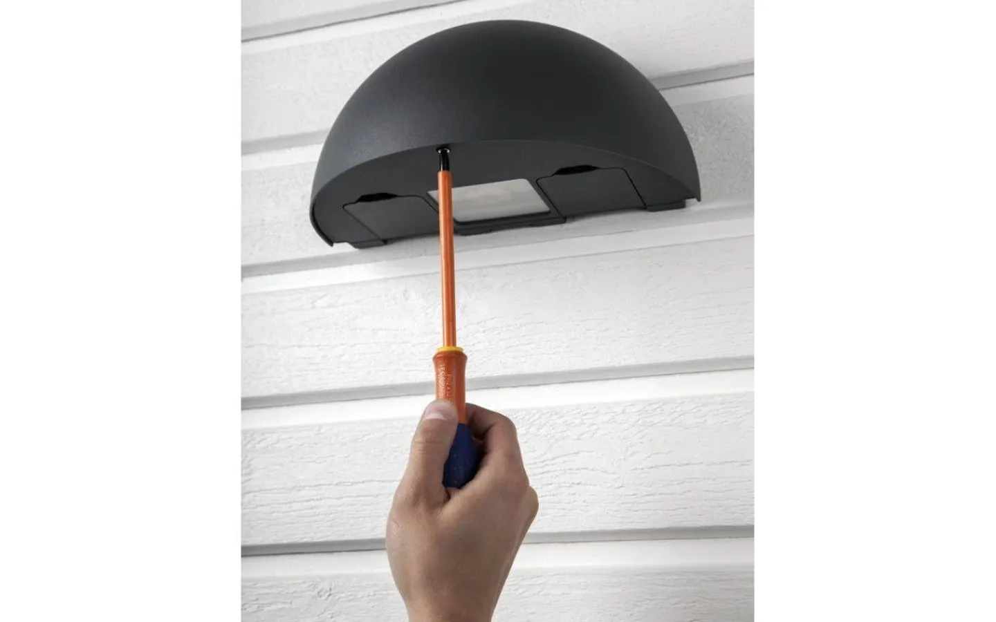 Upp Eller Nedljus Lampor|Vägglampor Utomhus<Hidealite Arc Vägglampa med uttag LED 3000K 7W Antracit IP54