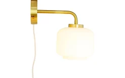 Dyberg Larsen Arp Vägglampa Opal/Mässing* Lampetter|Läslampor