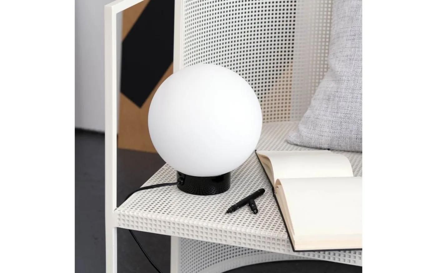 Barcelona Bordslampa 22,5cm Opal/Svart