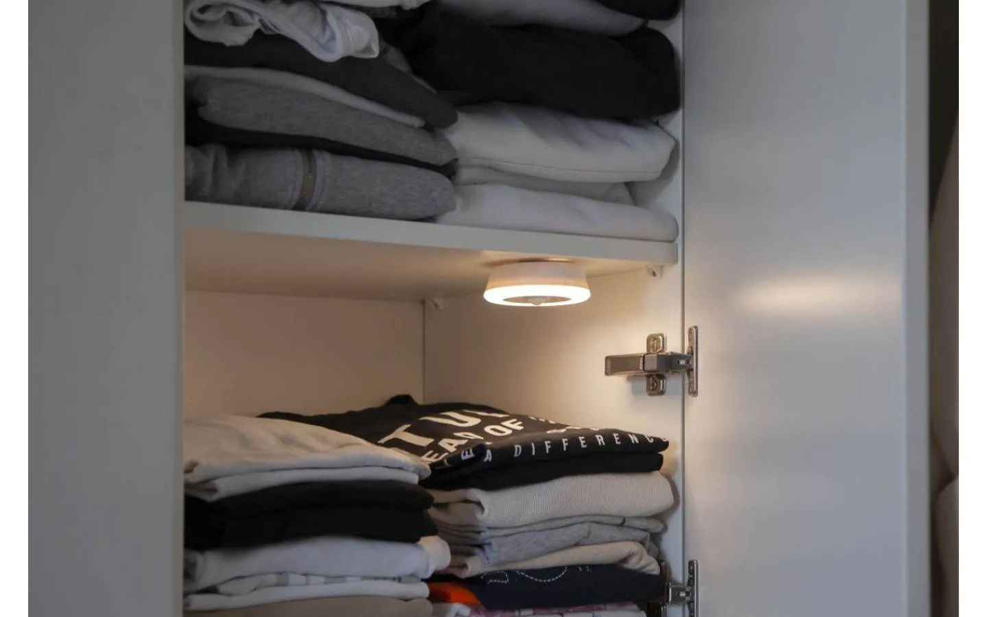 Inomhusdekorationer Batteri|Nattlampor<Star Trading Batteridriven Nattlampa med Sensor 3000K 30lm 0,6W