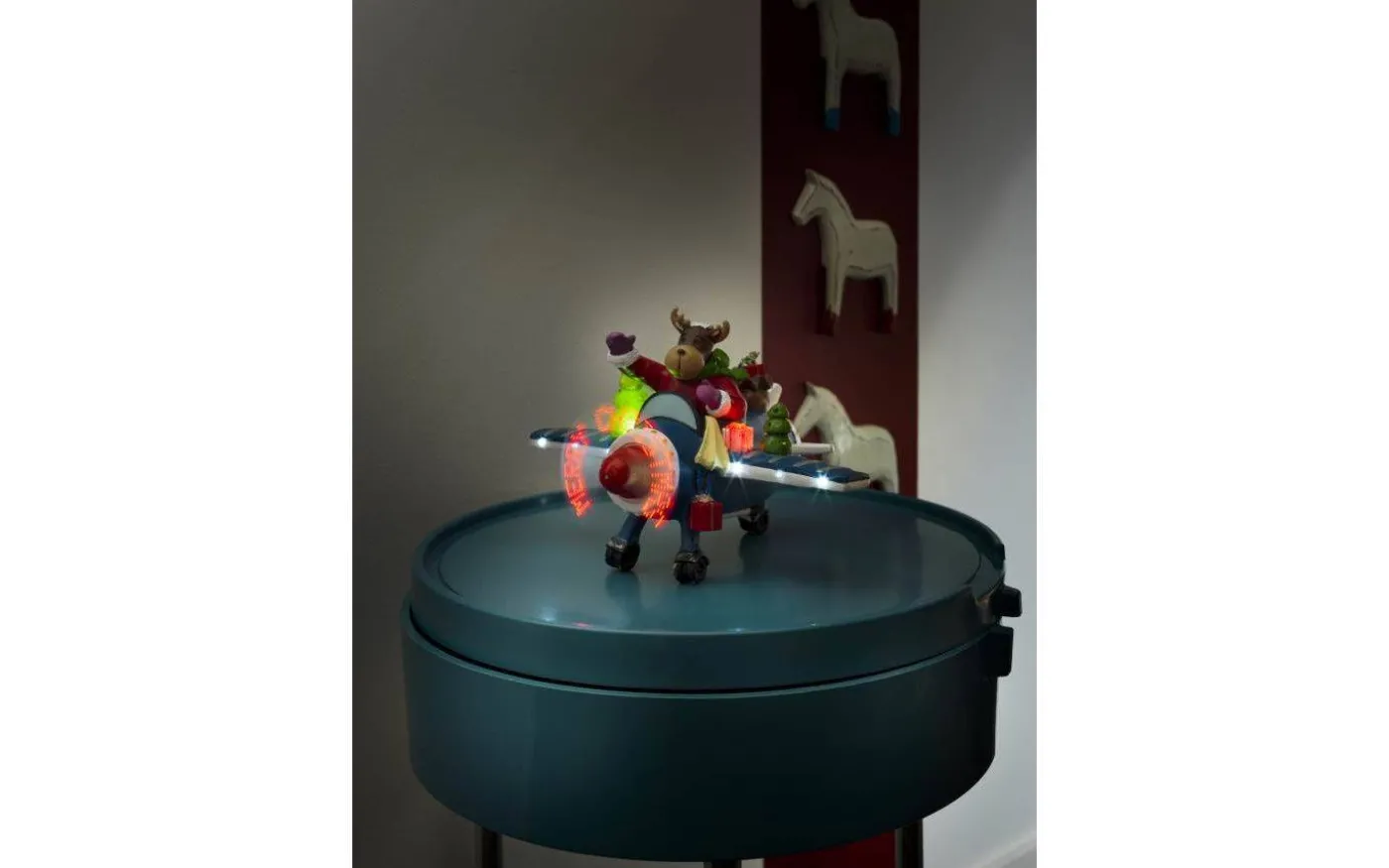 Batteridrivet Fiberoptiskt Flygplan med Älg