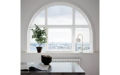 By Rydens Bellagio Bordslampa 60cm Mässing/Vit* Bordslampor