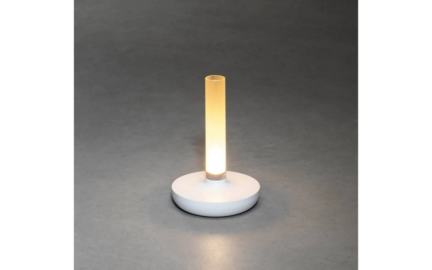 Konstsmide Biarritz Uppladdningsbar Bordslampa LED Vit IP54* Uppladdningsbara Lampor Utomhus|Uppladdningsbara Lampor Utomhus