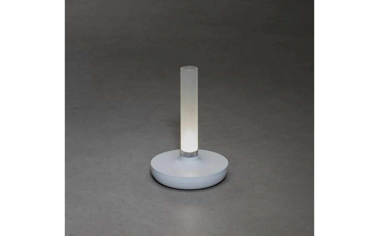 Konstsmide Biarritz Uppladdningsbar Bordslampa LED Vit IP54* Uppladdningsbara Lampor Utomhus|Uppladdningsbara Lampor Utomhus