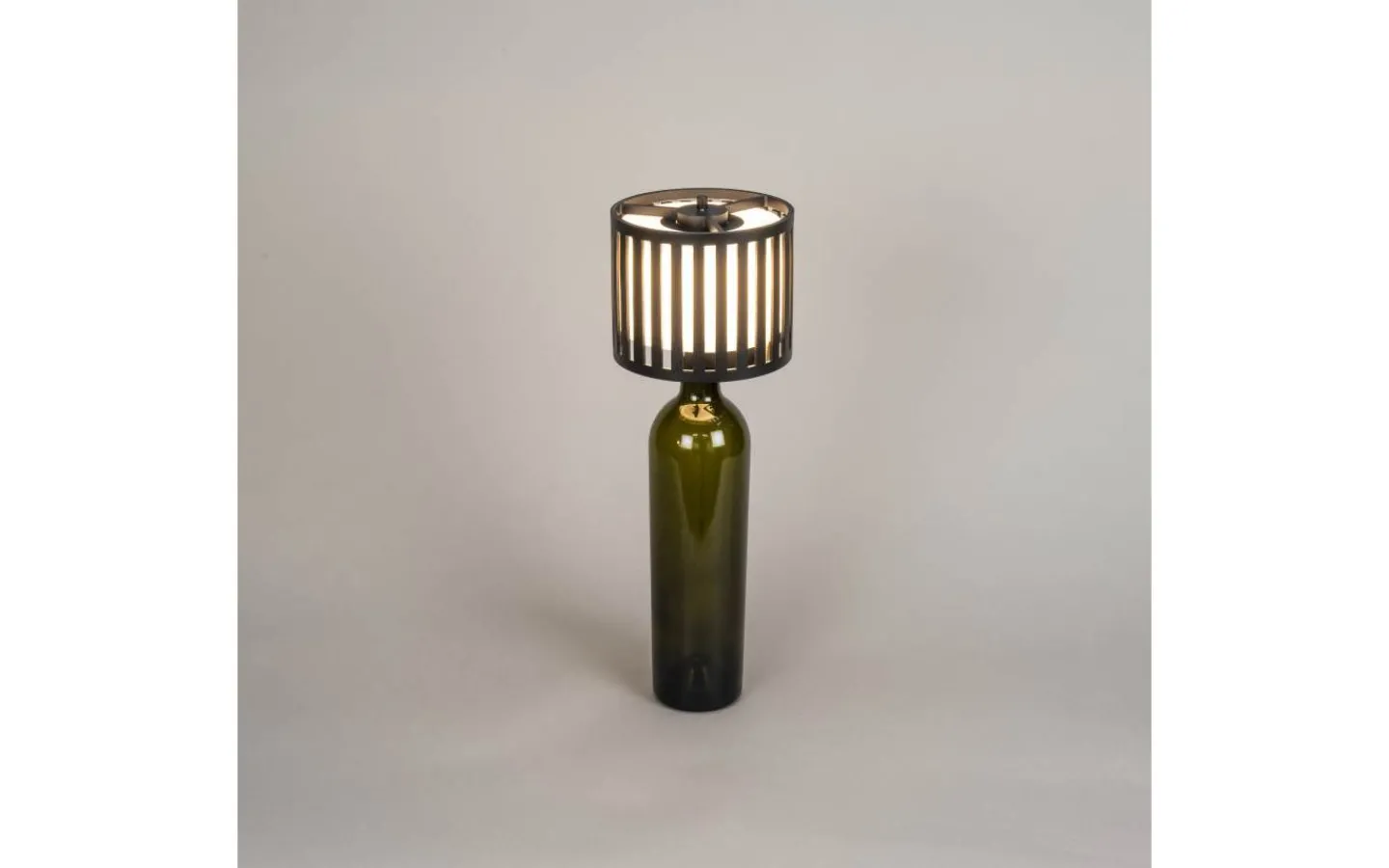 Konstsmide Bottle Uppladdningsbar Bordslampa LED 28cm Svart IP54* Uppladdningsbara Lampor Utomhus|Uppladdningsbara Lampor Utomhus