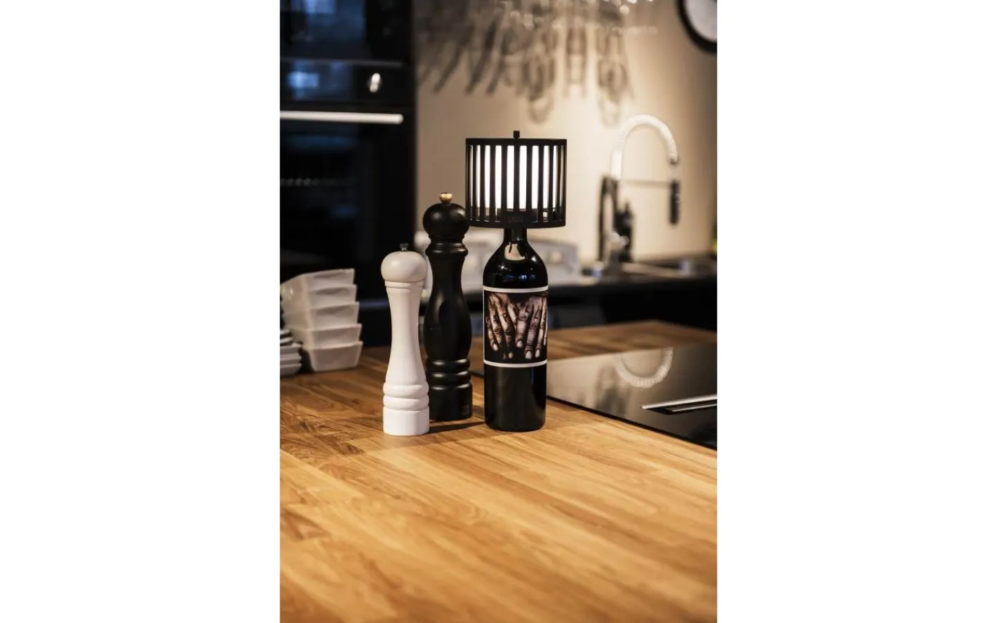 Konstsmide Bottle Uppladdningsbar Bordslampa LED 28cm Svart IP54* Uppladdningsbara Lampor Utomhus|Uppladdningsbara Lampor Utomhus