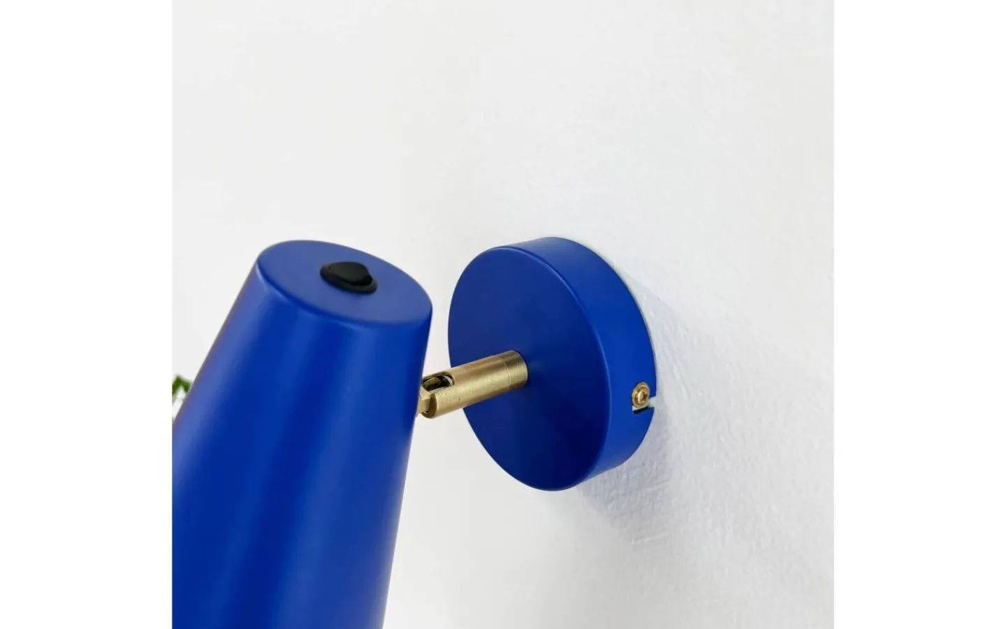 Läslampor<Dyberg Larsen Cale Vägglampa Blå