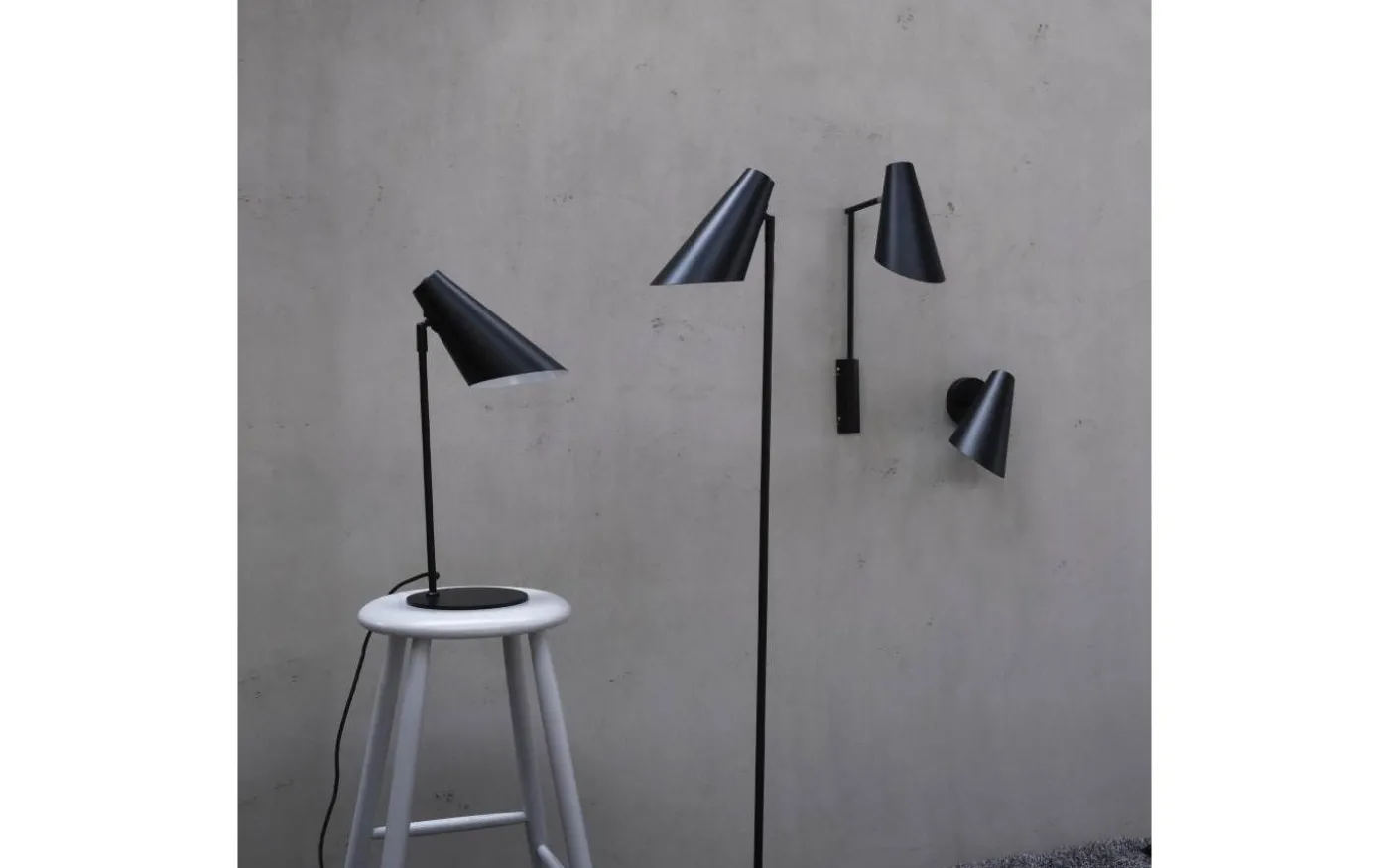 Cale Vägglampa Svart med 1 Stav