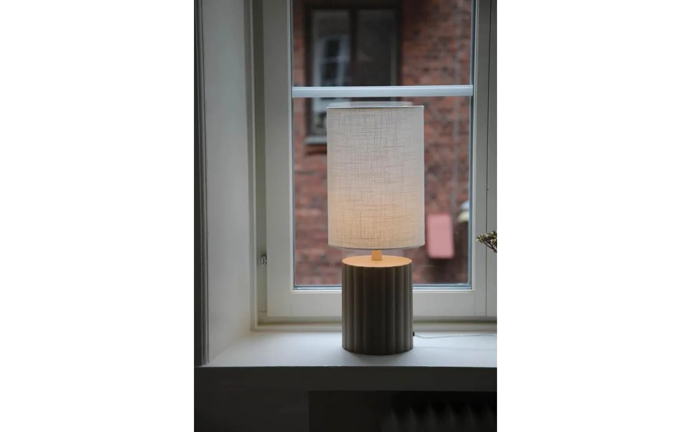 Can Bordslampa 57cm Vit/Beige