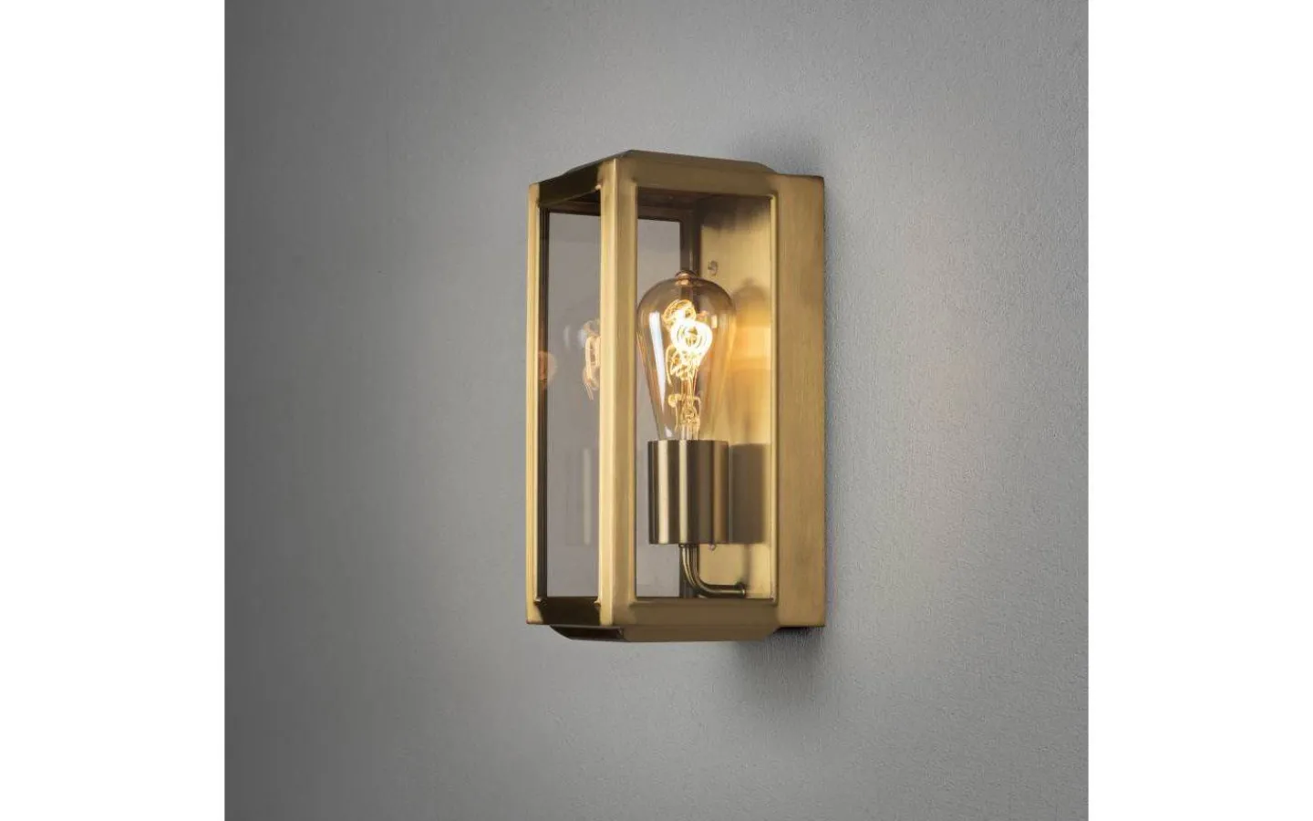 Kustnära Belysning|Vägglyktor<Konstsmide Carpi Vägglampa 30x12,5cm Mässing IP44