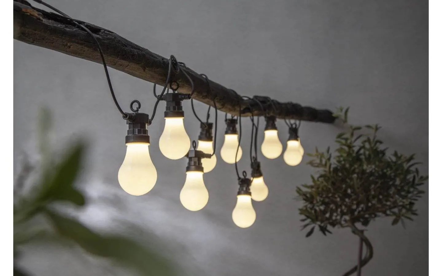 Partyslingor Utomhus 230V|Partyslingor Utomhus 230V<Star Trading Circus Ljusslinga 4m 10L Opal Svart IP44