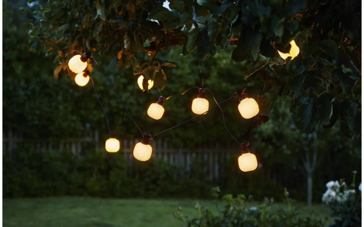 Partyslingor Utomhus 230V|Partyslingor Utomhus 230V<Star Trading Circus Maxi Ljusslinga 5m 10L Svart/Opal IP44