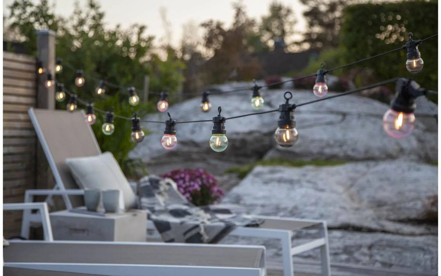 Star Trading Circus Mini Ljusslinga 8,55m 20L Färgmix Svart IP44* Partyslingor Utomhus 230V|Partyslingor Utomhus 230V