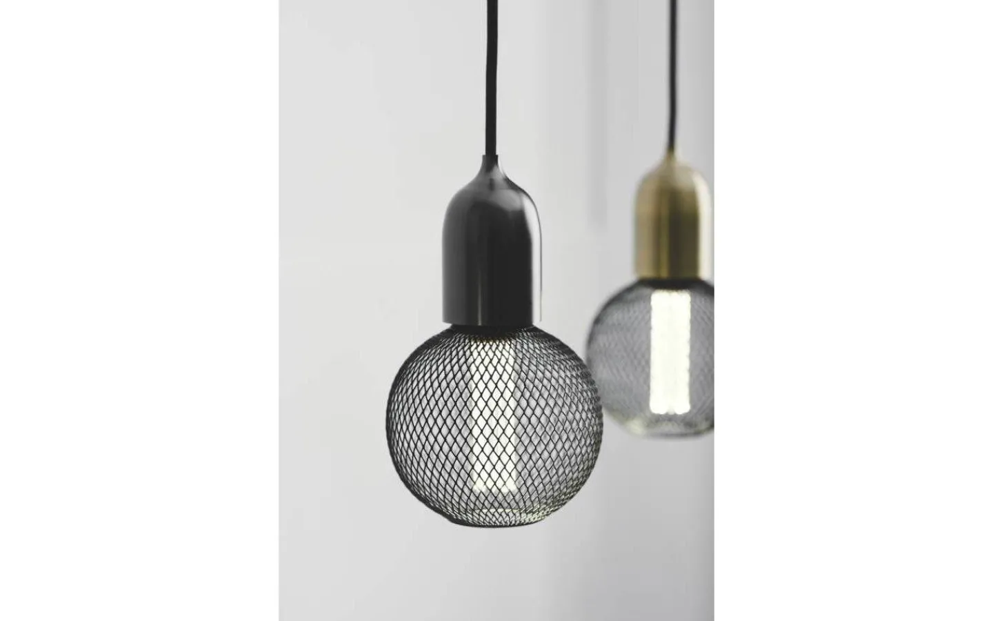 Halo Design Classic Pendel Med E27-Sockel Gun Black* Sladdställ Med Sockel