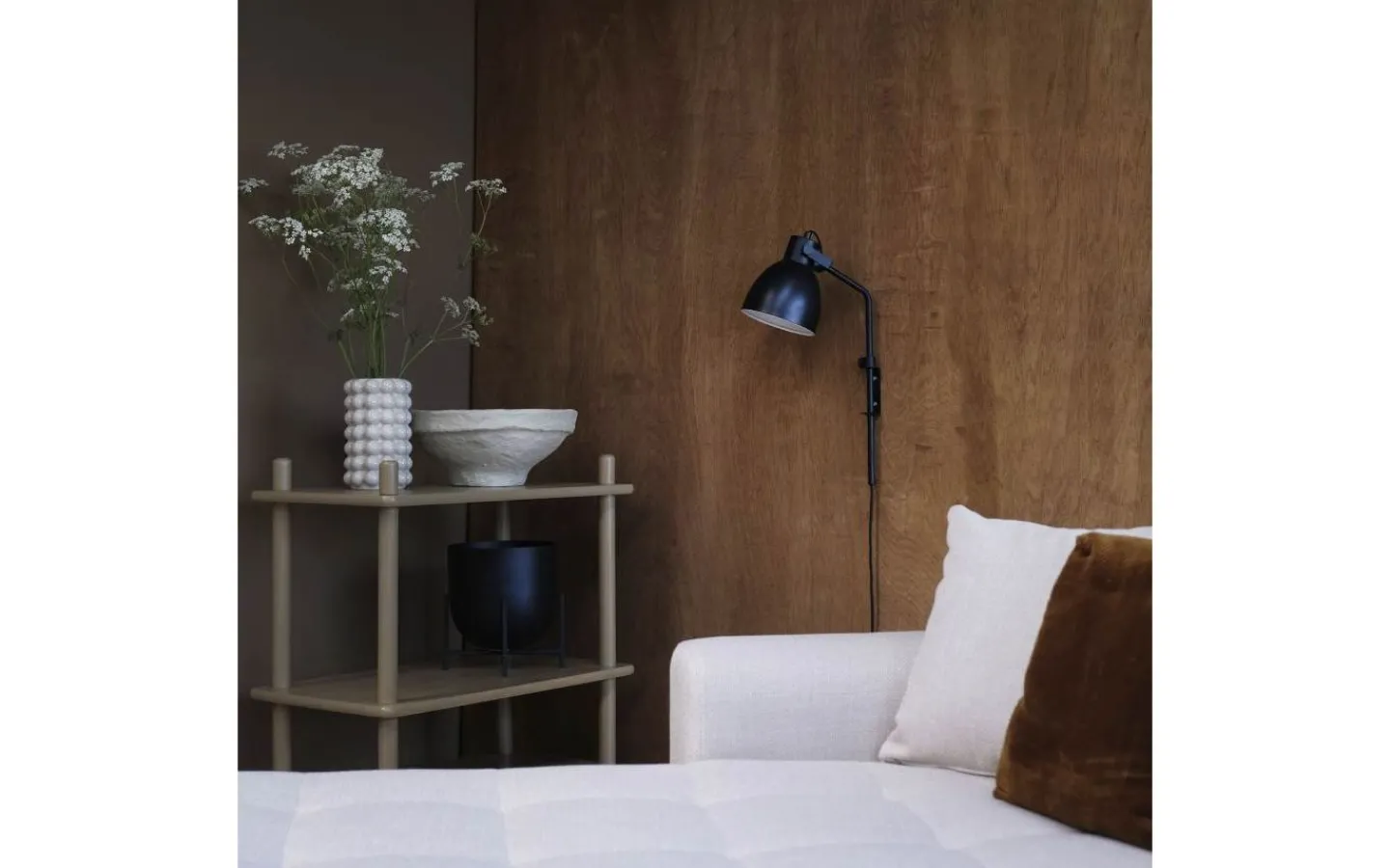 Dyberg Larsen Coast Vägglampa Svart* Läslampor