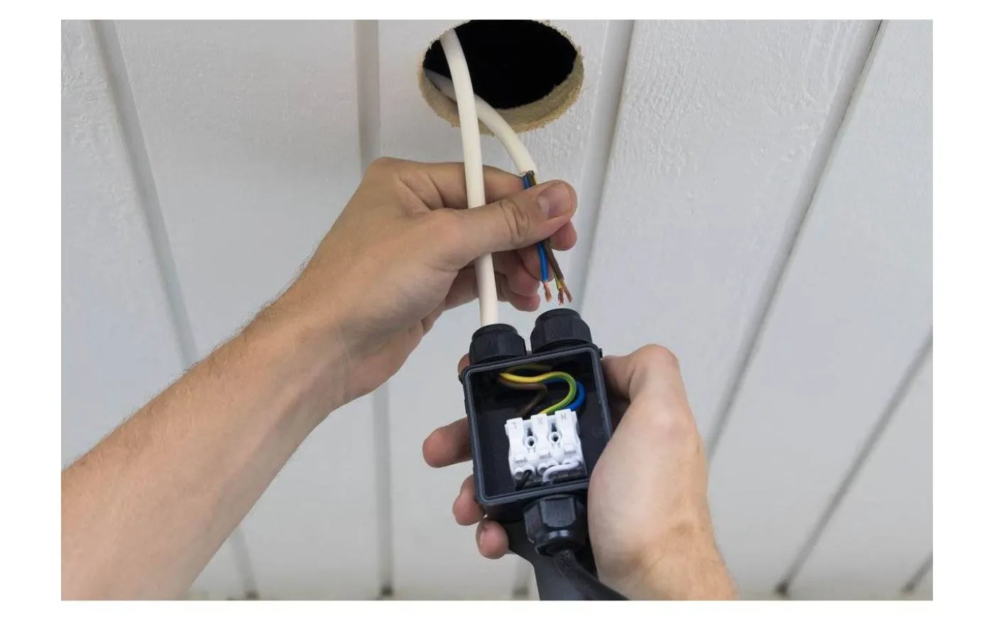 Comfort Quick Outdoor Spotlight LED GU10 3000K 5,8W Grå IP23