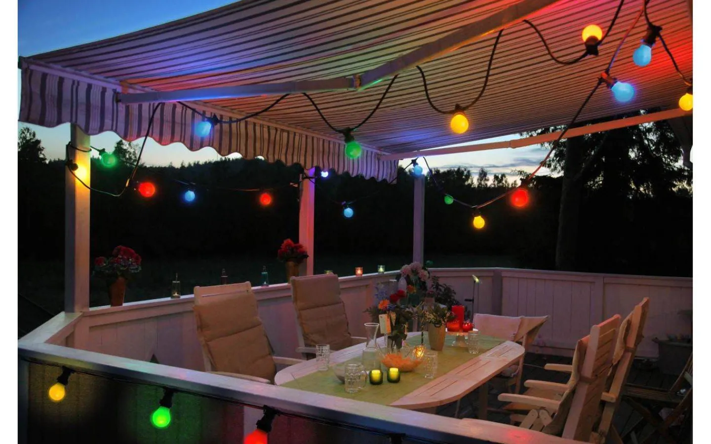 Partyslingor Utomhus 230V|Partyslingor Utomhus 230V<Star Trading Connecta Partyslinga 10xE27 7,35m Svart IP44