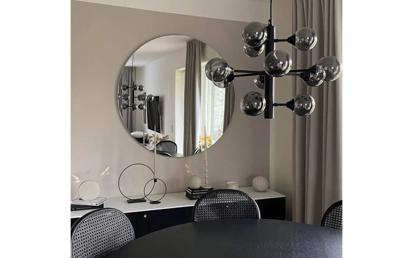 Cosmos Taklampa 52cm 12L Svart/Rök