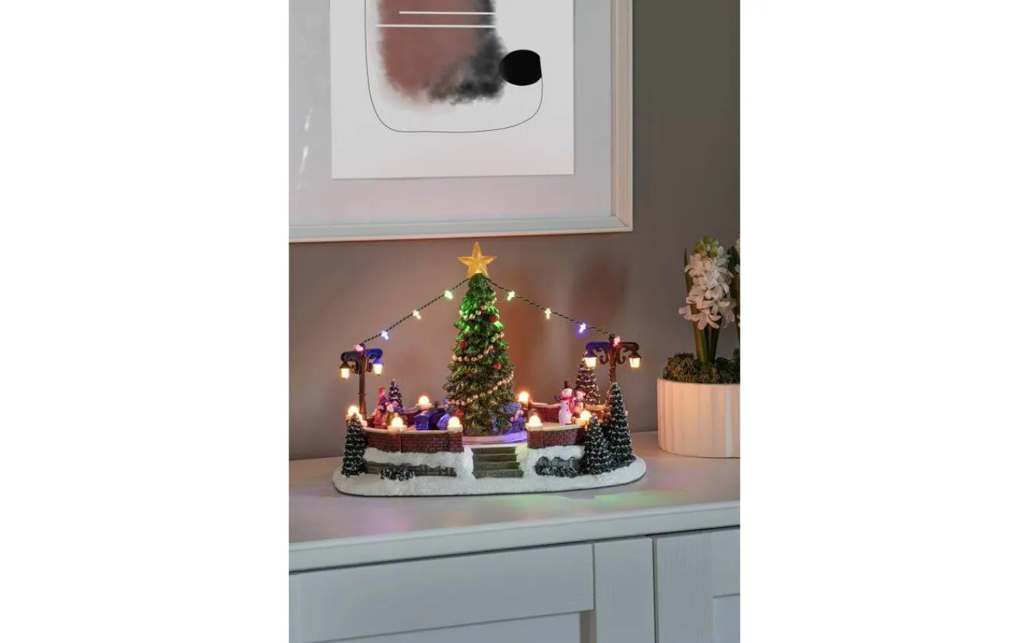 Konstsmide Cozyland Batteridriven Mekanisk Juldekoration Lekplats* Julbyar Och Figurer