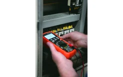 Digital multimeter CAT III 1000V True RMS