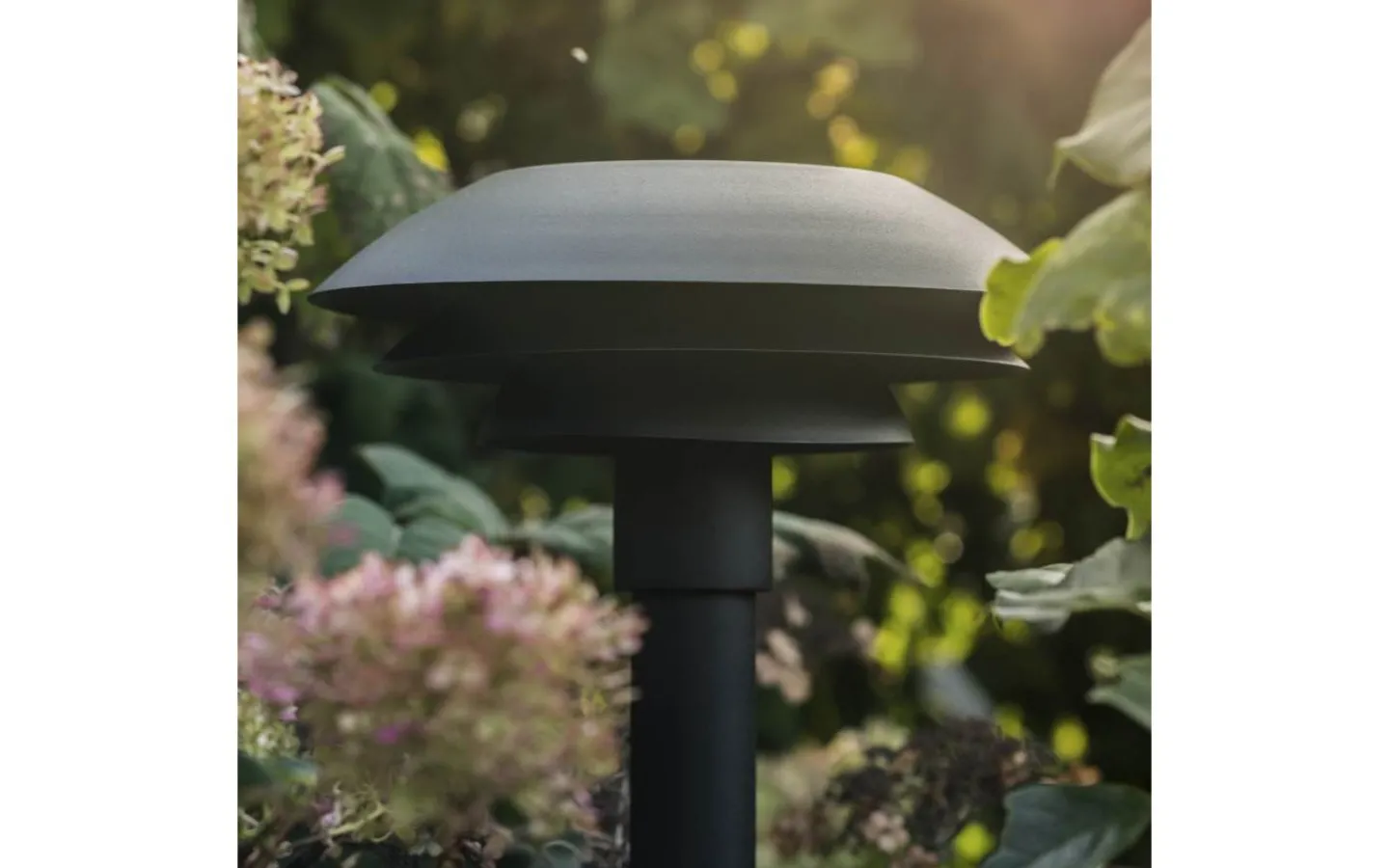 Dyberg Larsen DL31 Pollare 100cm Svart IP44* Pollare & Grindlyktor