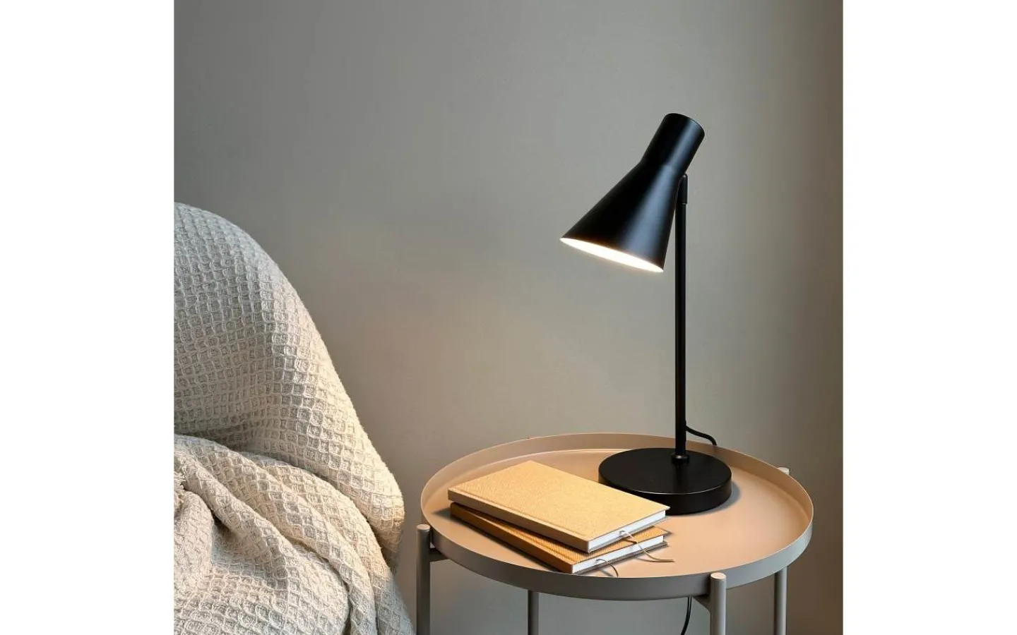 Dyberg Larsen DL12 Skrivbordslampa 44,5cm Svart* Skrivbordslampor