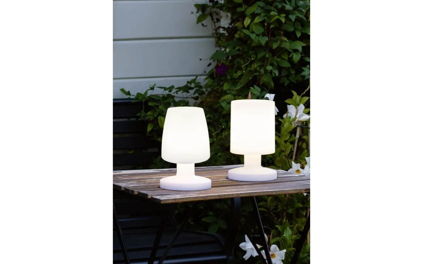 Reality Dora Uppladdningsbar Bordslampa LED vit IP44* Uppladdningsbara Lampor Utomhus|Uppladdningsbara Lampor Utomhus