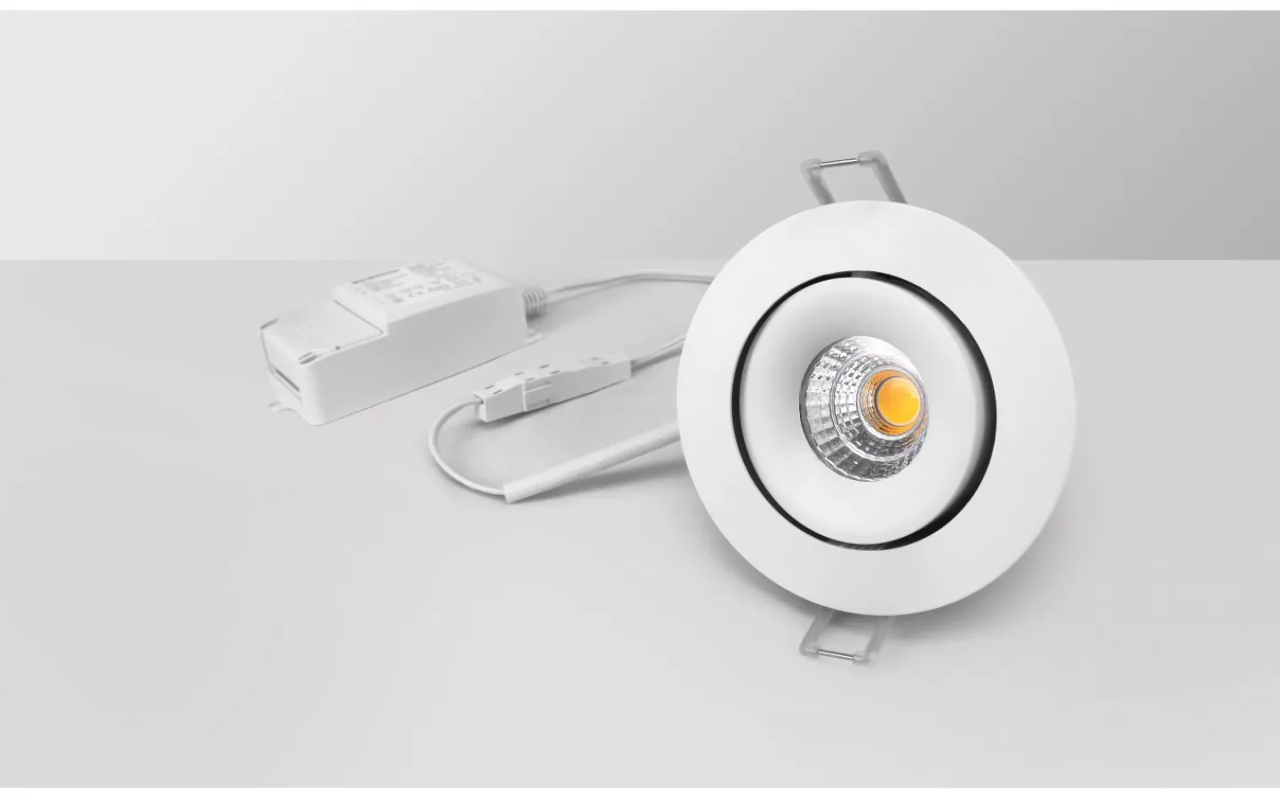Downlights, Spotlight<Malmbergs Downlight MD-70 NXT, 640 lm, 2700K, 230V, IP44