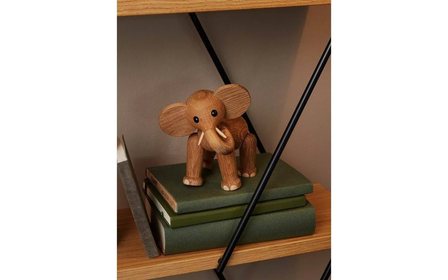 Spring Copenhagen Elefant Ollie Trädekoration 15cm Ek/Lönn* Trädekorationer