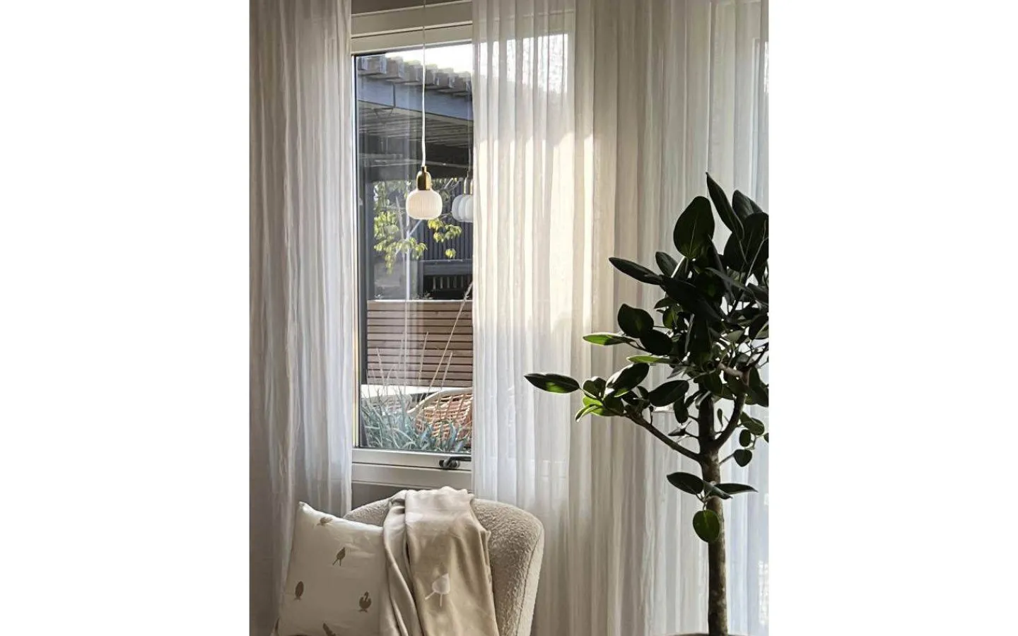 Kök & Matplats|Fönsterlampor<Aneta Elin Fönsterlampa 10cm Mässing/Opal