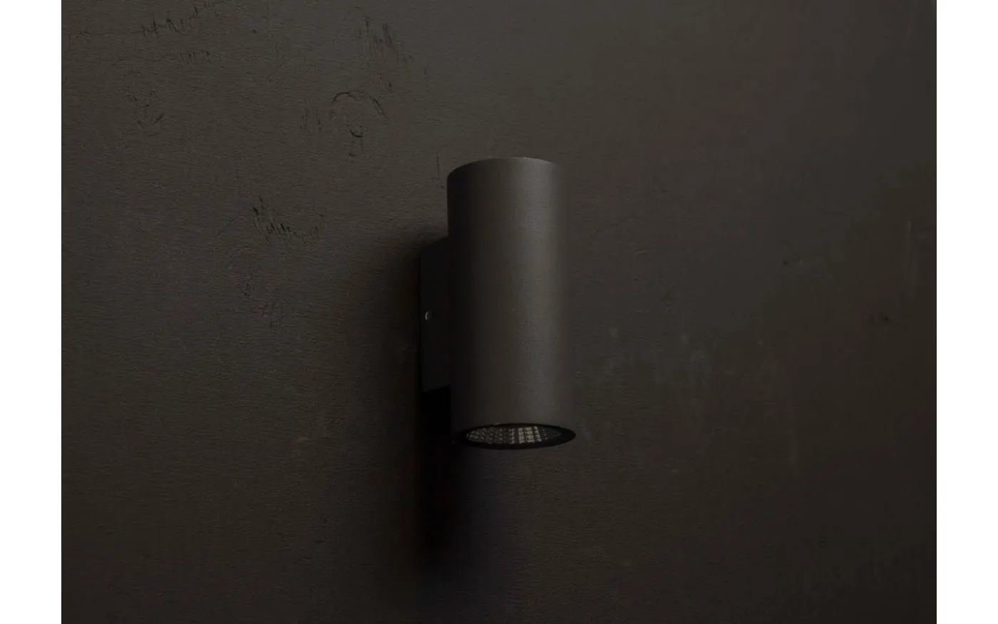 Erik II Vägglampa LED 2x3W 3000K Antracit IP65