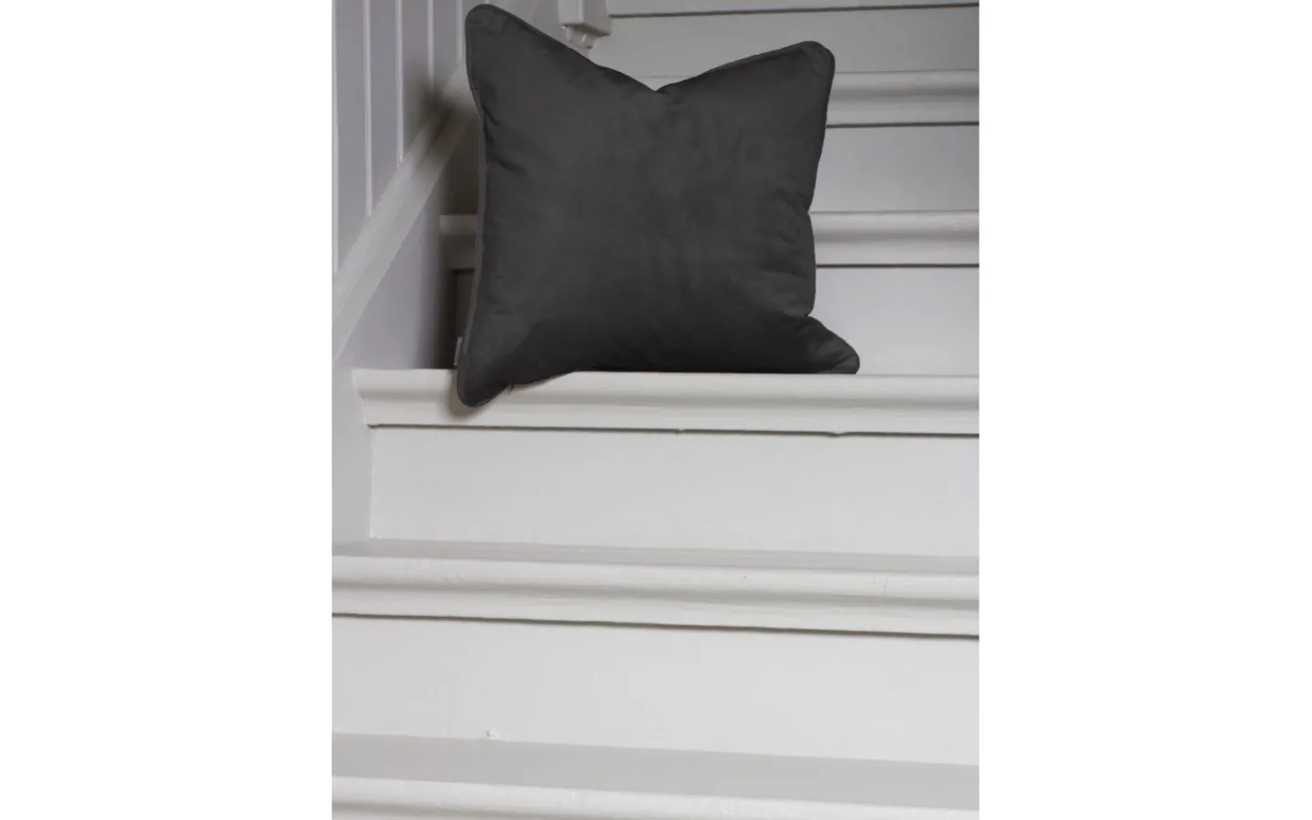 Kuddfodral<Svanefors Estelle Sammet Kuddfodral Antracit 45x45cm