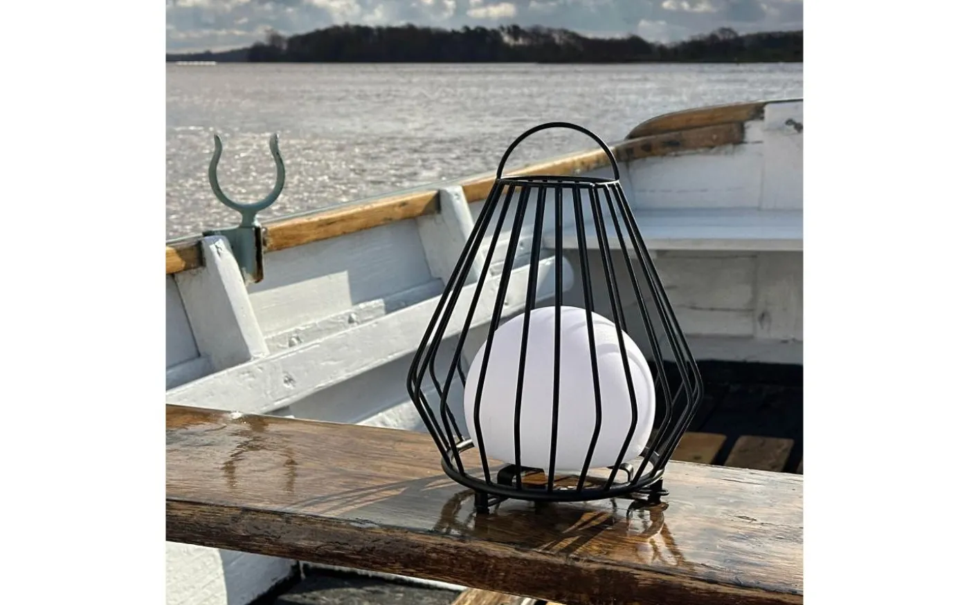 Evesham Laddbar/Solcells Lykta 23cm LED 2700K Svart IP44