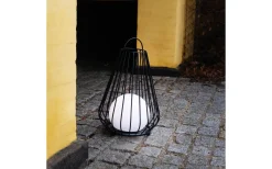 Dyberg Larsen Evesham Laddbar/Solcells Lykta 48cm LED 2700K Svart IP44* Ljuslyktor|Uppladdningsbara Lampor Utomhus