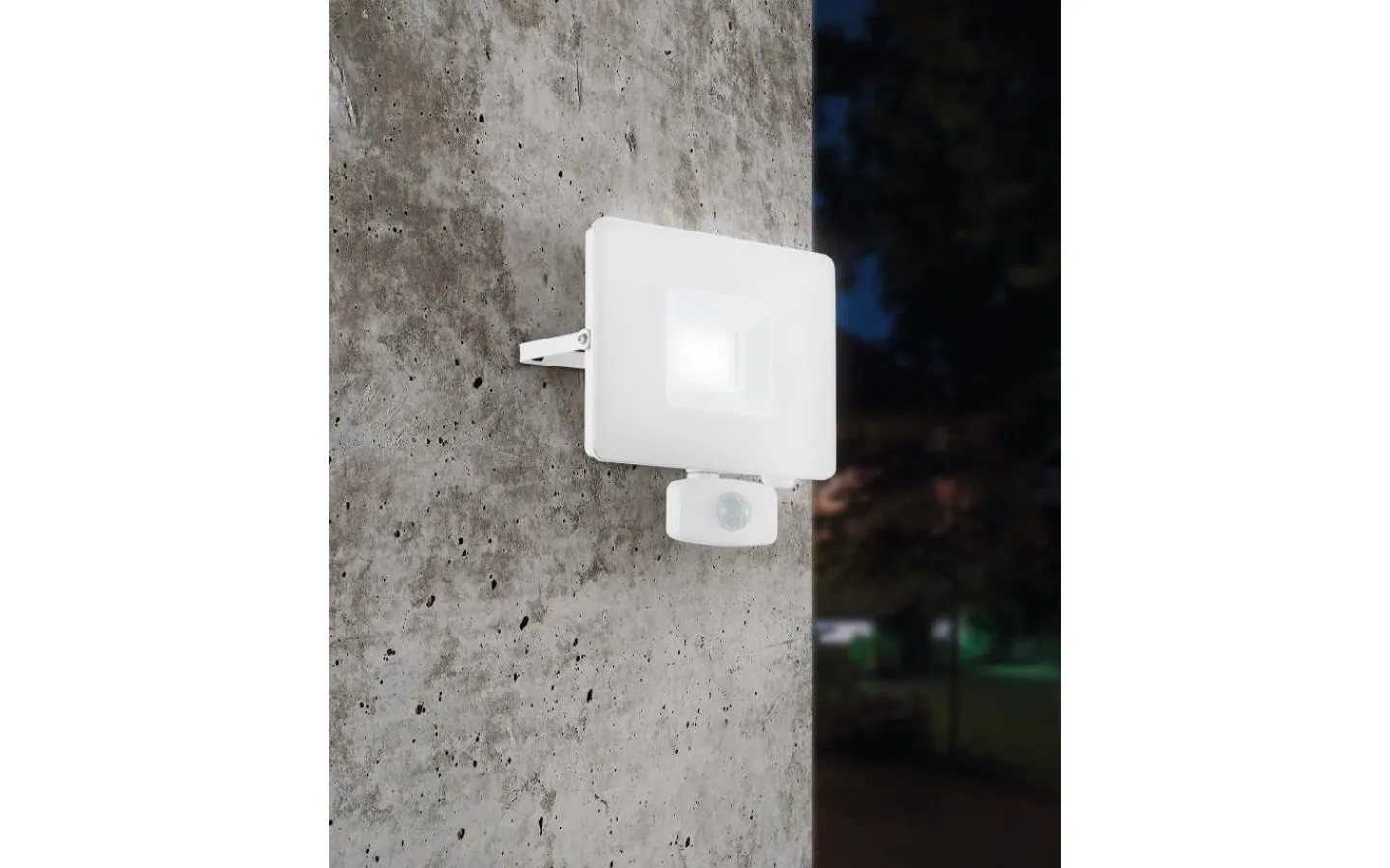 Led Strålkastare<Eglo Faedo 3 Strålkastare Rörelse LED 5000K 31W Vit IP44