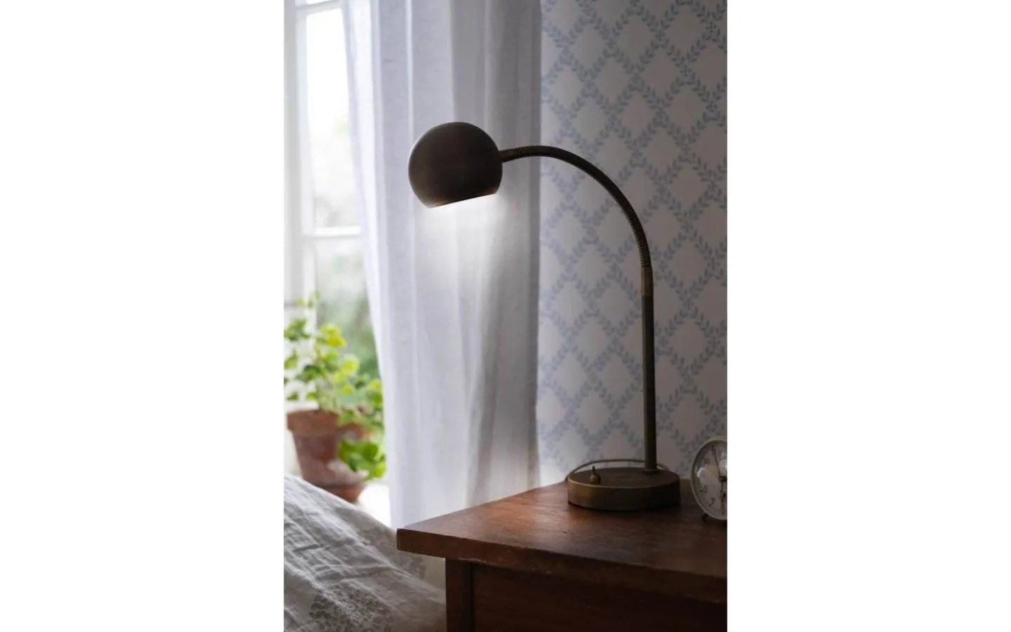 ArmaturHantverk Fladen Bordslampa 48cm Oxid* Skrivbordslampor