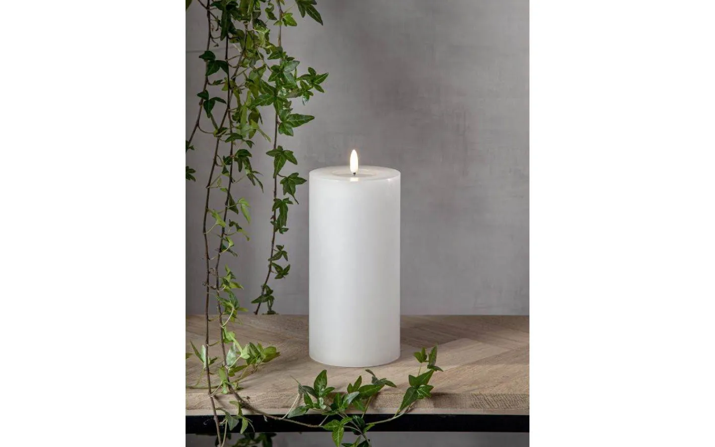 Flamme Batteriljus (Hela Serien)|Flamme Batteriljus (Hela Serien)<Star Trading Flamme Flow Batteridrivet Blockljus 22,5cm Longlife 2500h Vit