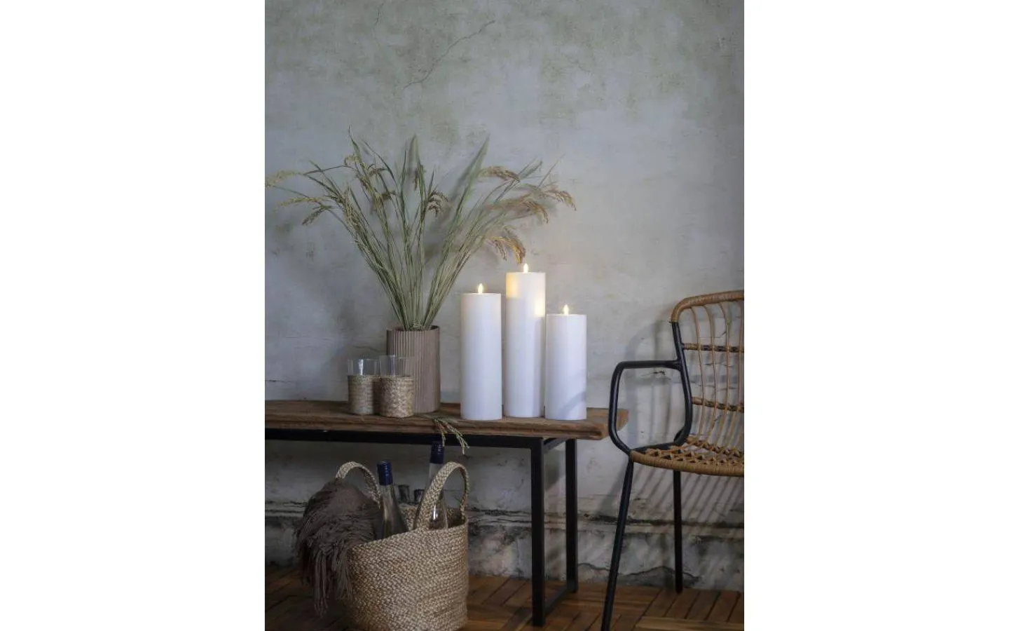 Flamme Batteriljus (Hela Serien)|Flamme Batteriljus (Hela Serien)<Star Trading Flamme Rak Blockljus 32,5cm Vit IP44