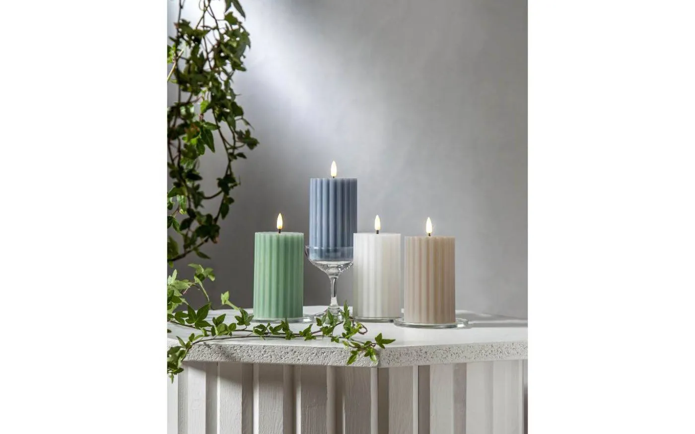 Flamme Stripe Batteridrivet Blockljus 15cm Vit