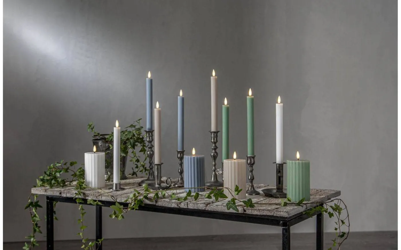 Flamme Stripe Batteridrivet Blockljus 15cm Vit