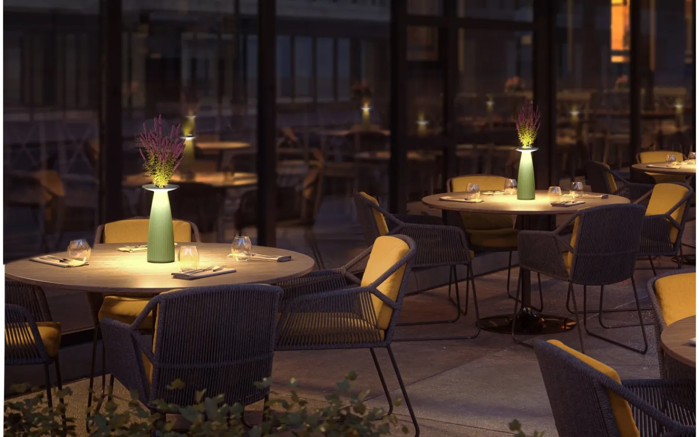 Allmänbelysning|Uppladdningsbara Lampor Utomhus<Ubiqua Lighting Flora Batterilampa 24cm 2700/3000K Sand IP54