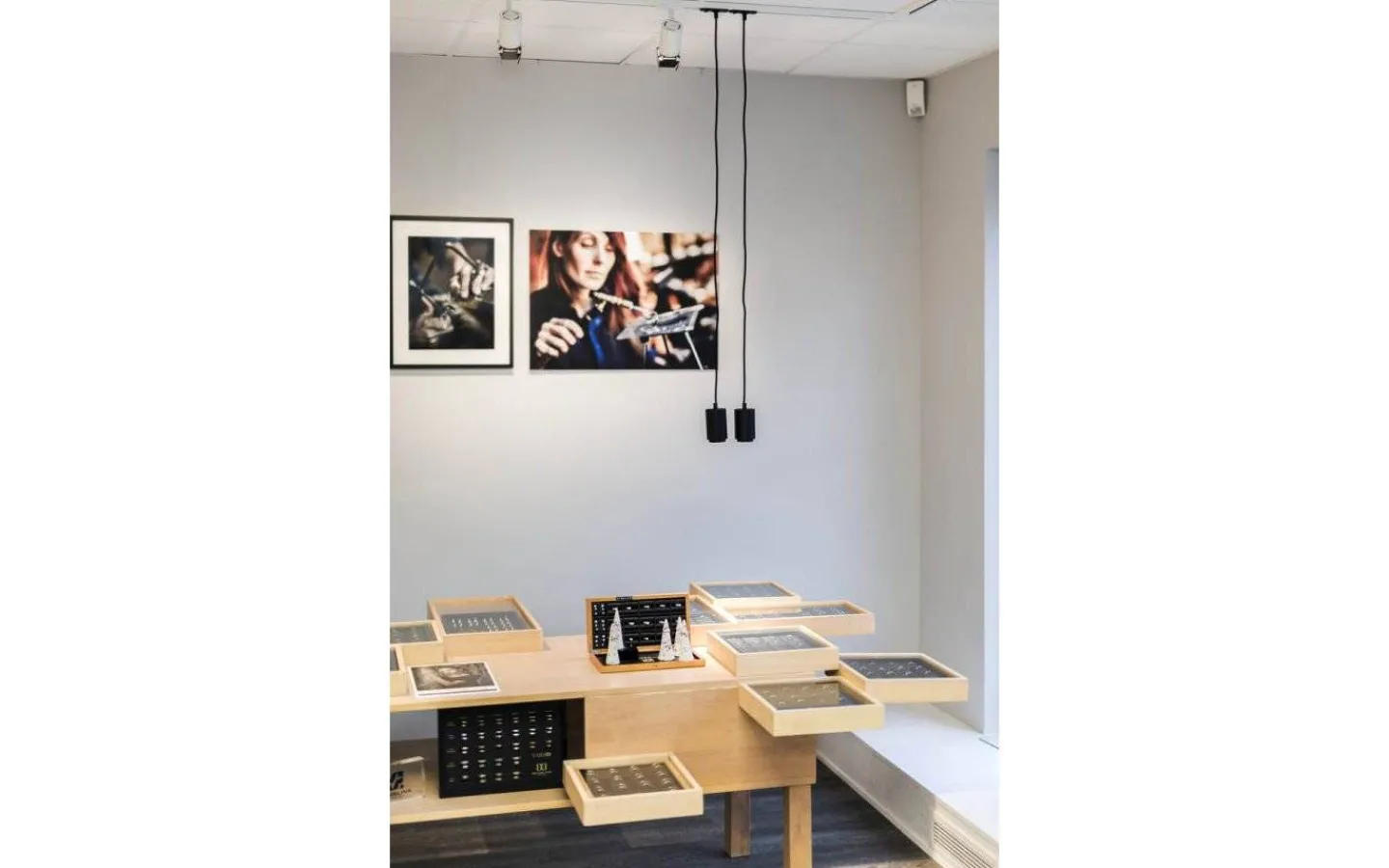 Skensystem<Hidealite Focus Track Micro 1-fas LED 10W 2700K Vit