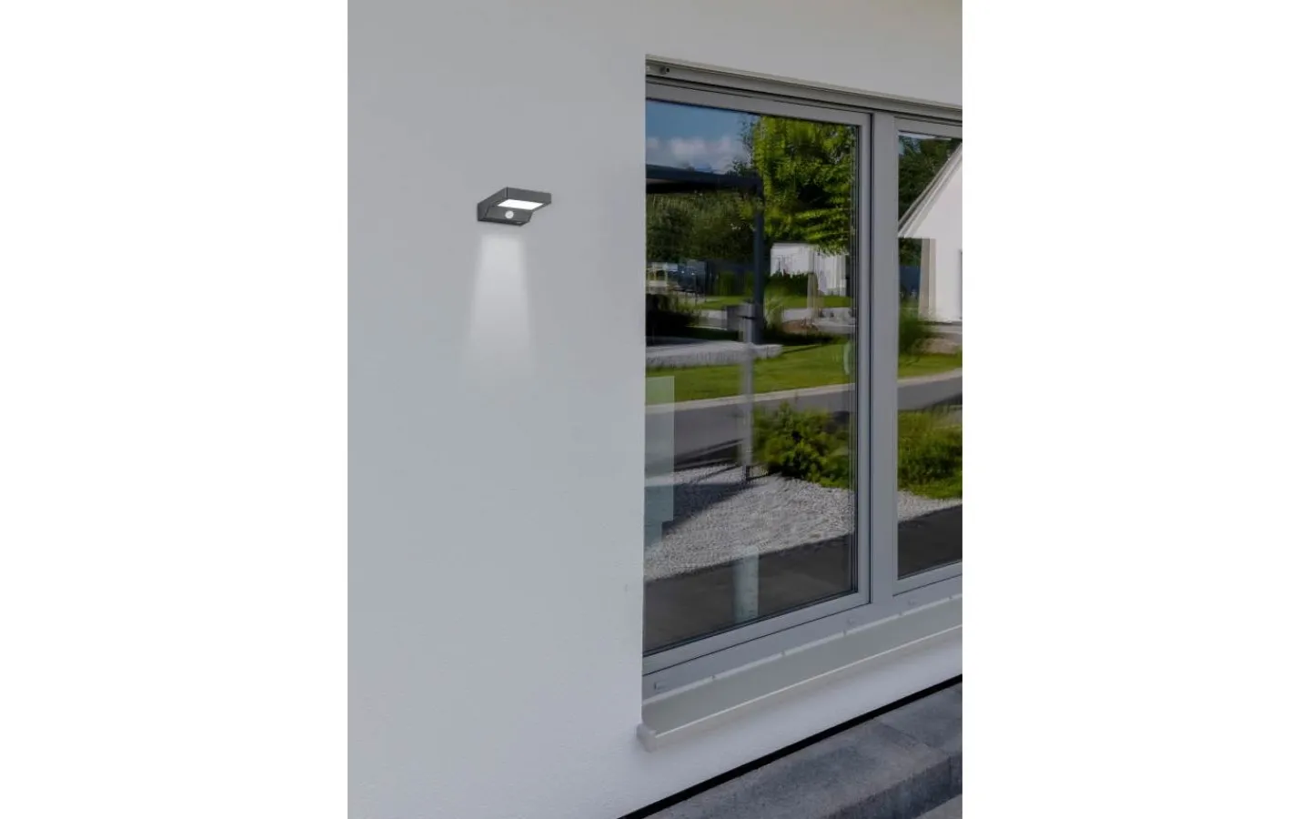 Solcellslampor Vägg|Visa Alla Solcellslampor<Reality Fomosa solcellsdriven Vägglampa antracit med rörelsesensor IP44