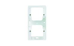 Strömställare/Vägguttag<Malmbergs Förhöjningsram Nova, 2-fack, Vit